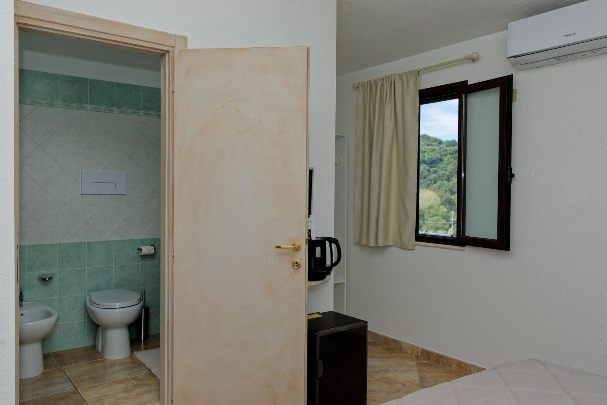 B&B Tiscali Dorgali Esterno foto