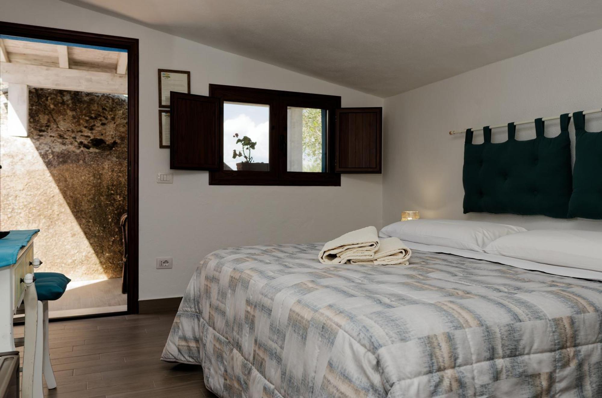 B&B Tiscali Dorgali Esterno foto